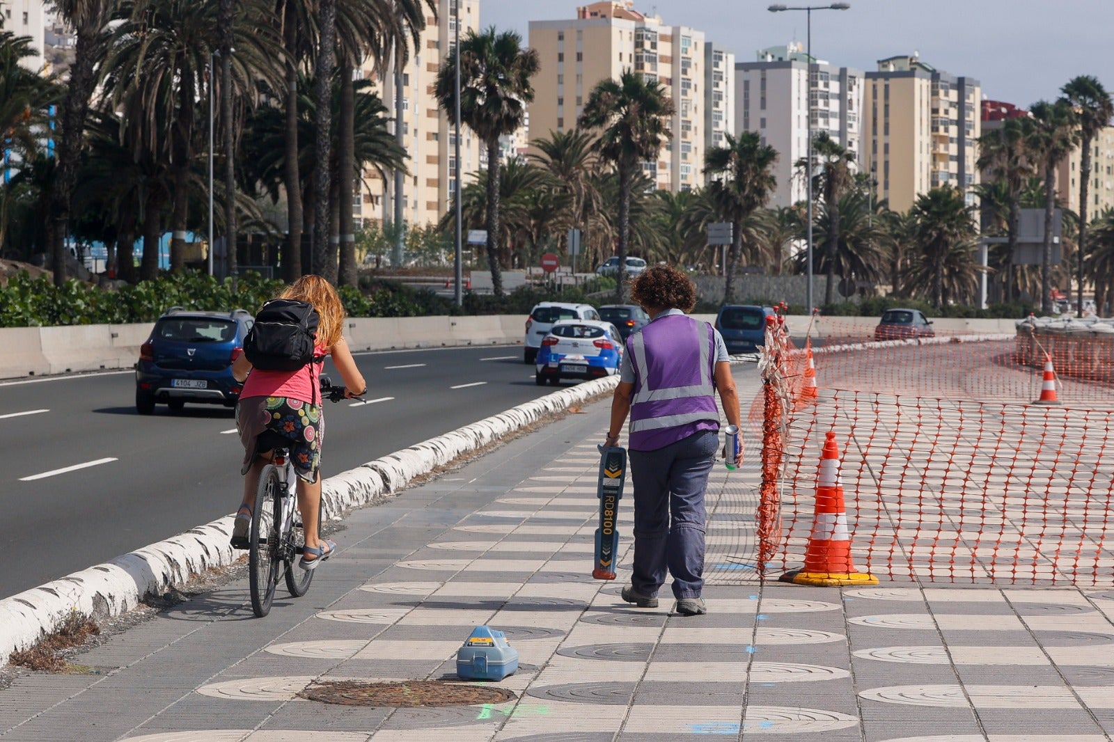 Fotos: Trabajos de la obra que va a restituir la escollera de la Avenida Marítima