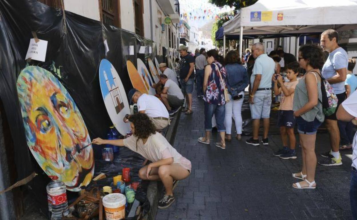 Diferentes pintores se encontrarán en la Plaza de la Constitución, la Plaza Tomás Morales y la Calle Concepción. 
