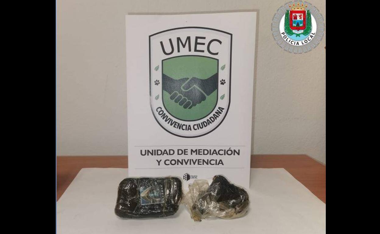 Dobla la tasa de alcohol tras accidentarse y encuentran hachís en su ropa interior