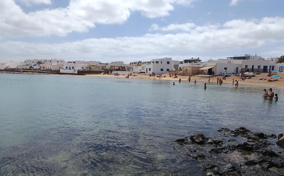Caleta de Sebo, La Graciosa. 