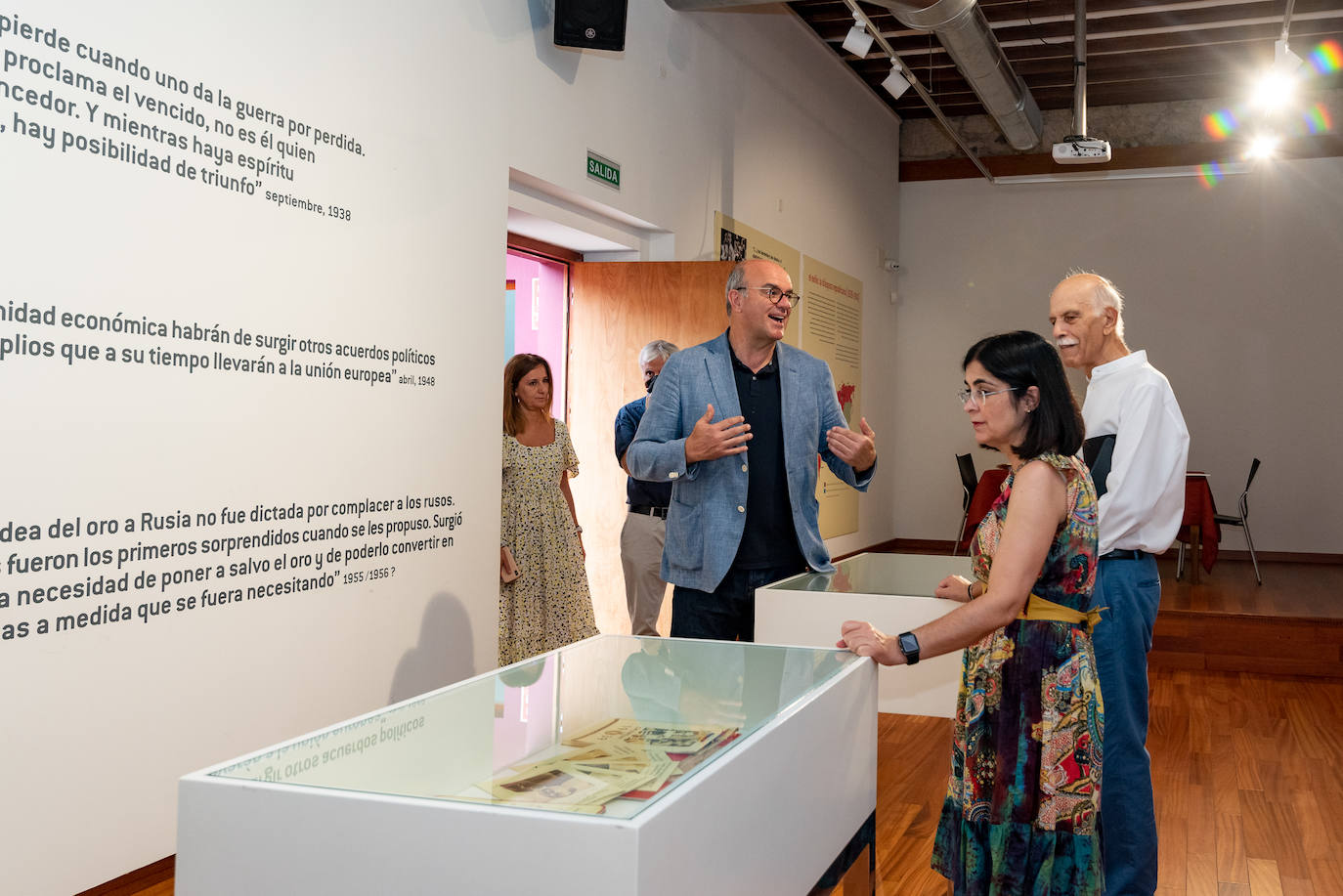 Fotos: La ministra de Sanidad visita la Fundación Juan Negrín