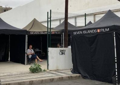 Imagen secundaria 1 - Cuba emerge en el barrio de Arenales