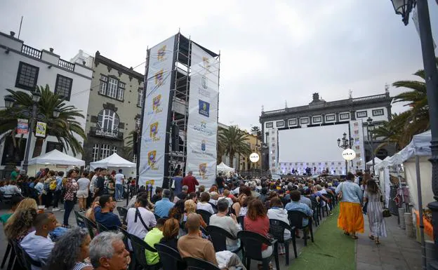 Cine+Food arrancó este jueves en Vegueta. Imagen de la Plaza de Santa Ana. 