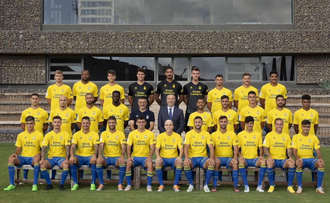 El club facilitó este miércoles la foto oficial de la temporada y en la que no falta Kirian Rodríguez. 