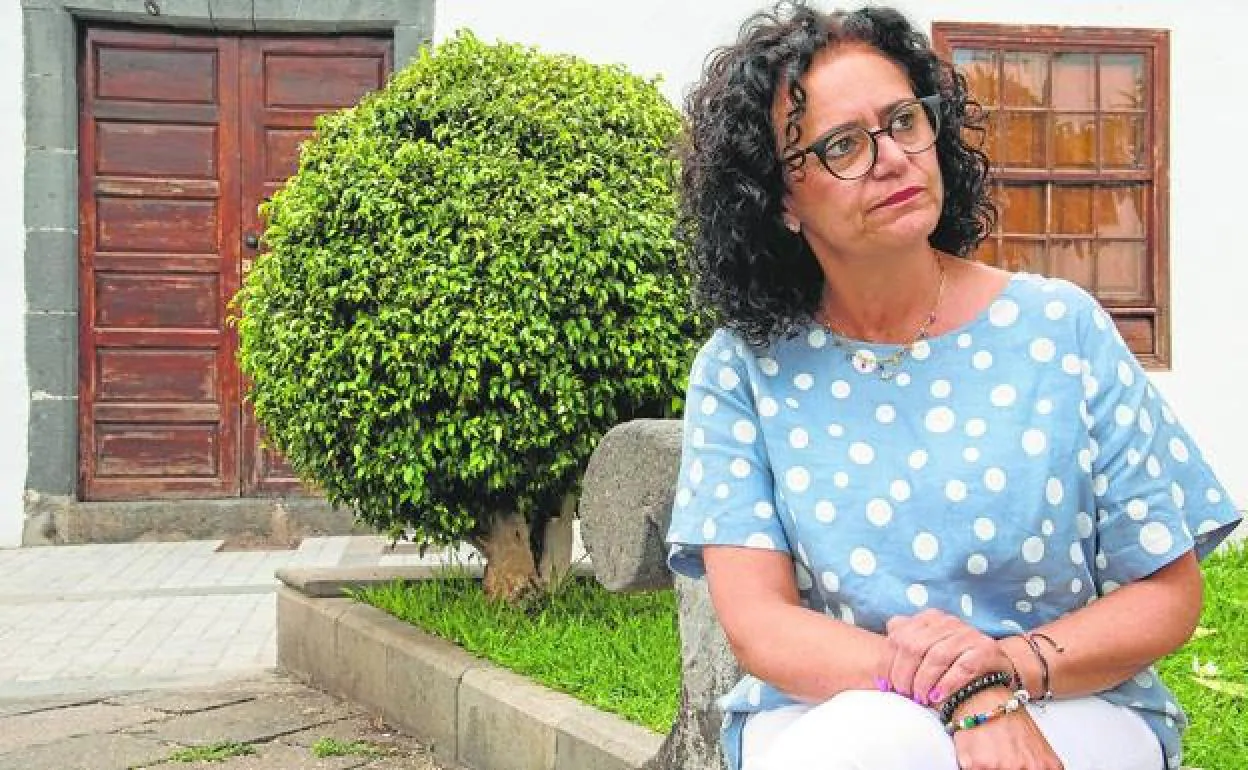 La directora del colegio de Todoque, Alicia Martín, durante la entrevista en Los Llanos