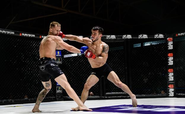 Duelo de MMA. 