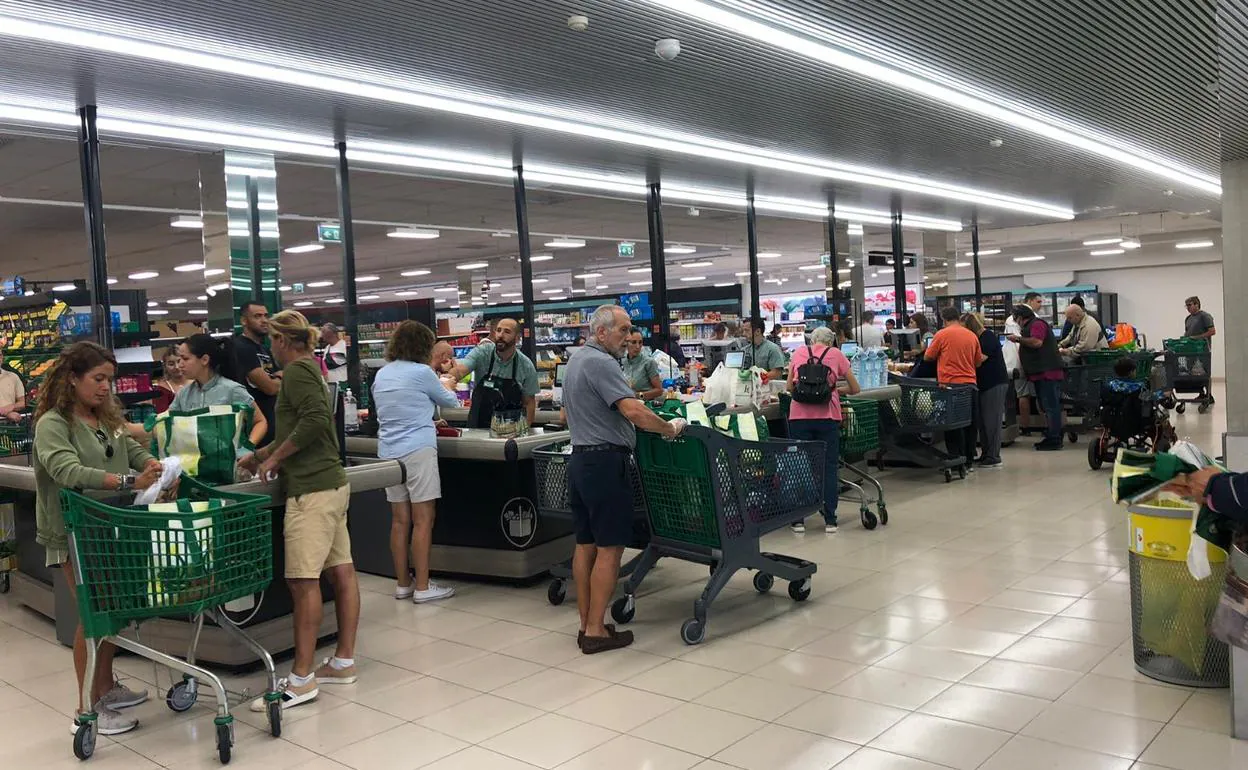 Imagen este sábado en un establecimiento de Mercadona en la capital grancanaria. 