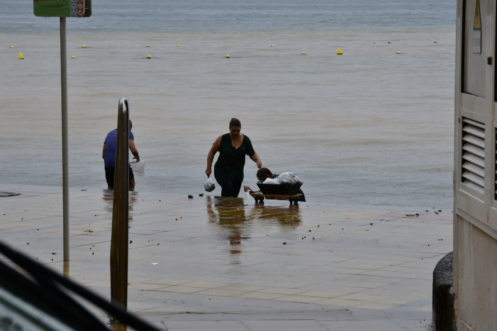 Fotos: Así descarga la lluvia en el sureste de Gran Canaria