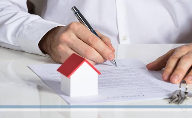 Las hipotecas sobre vivienda se frenan en julio y caen en Canarias
