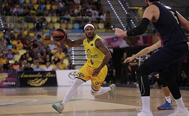 Imagen principal - El Granca tumba al Barça