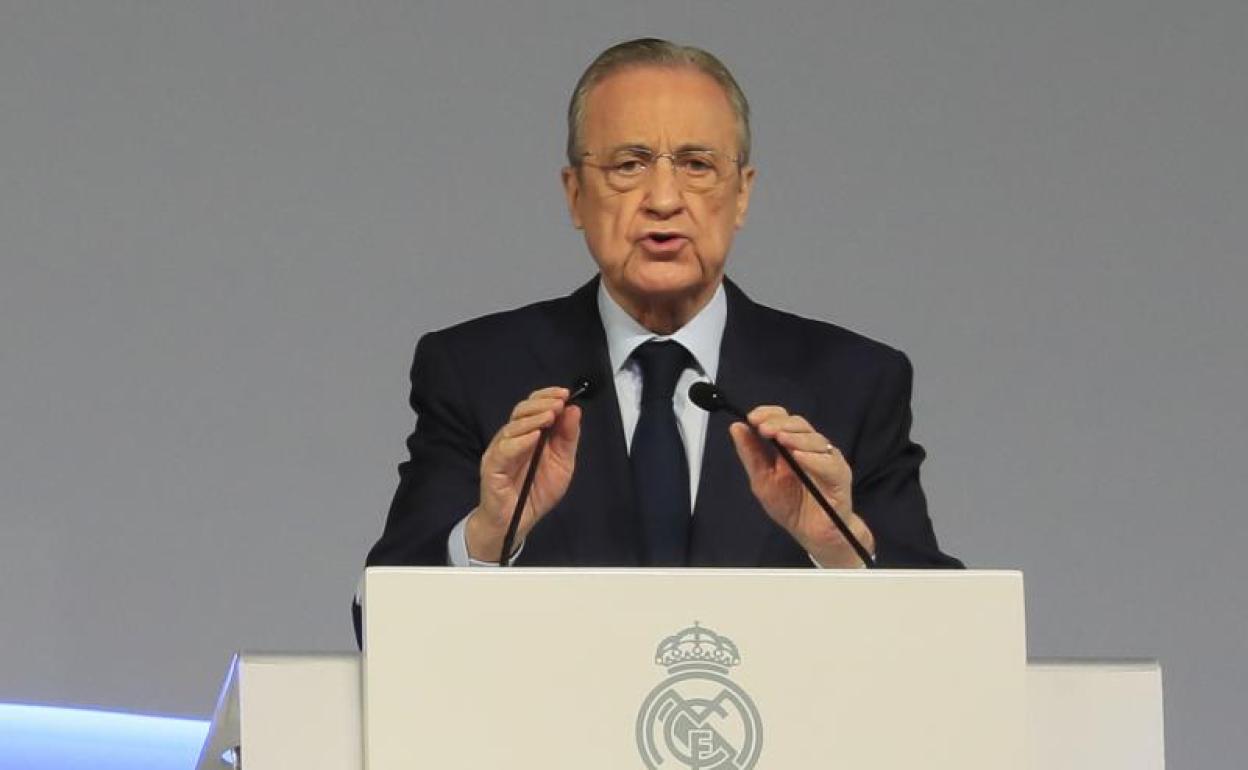 Florentino Pérez, en la asamblea de compromisarios del Real Madrid. 