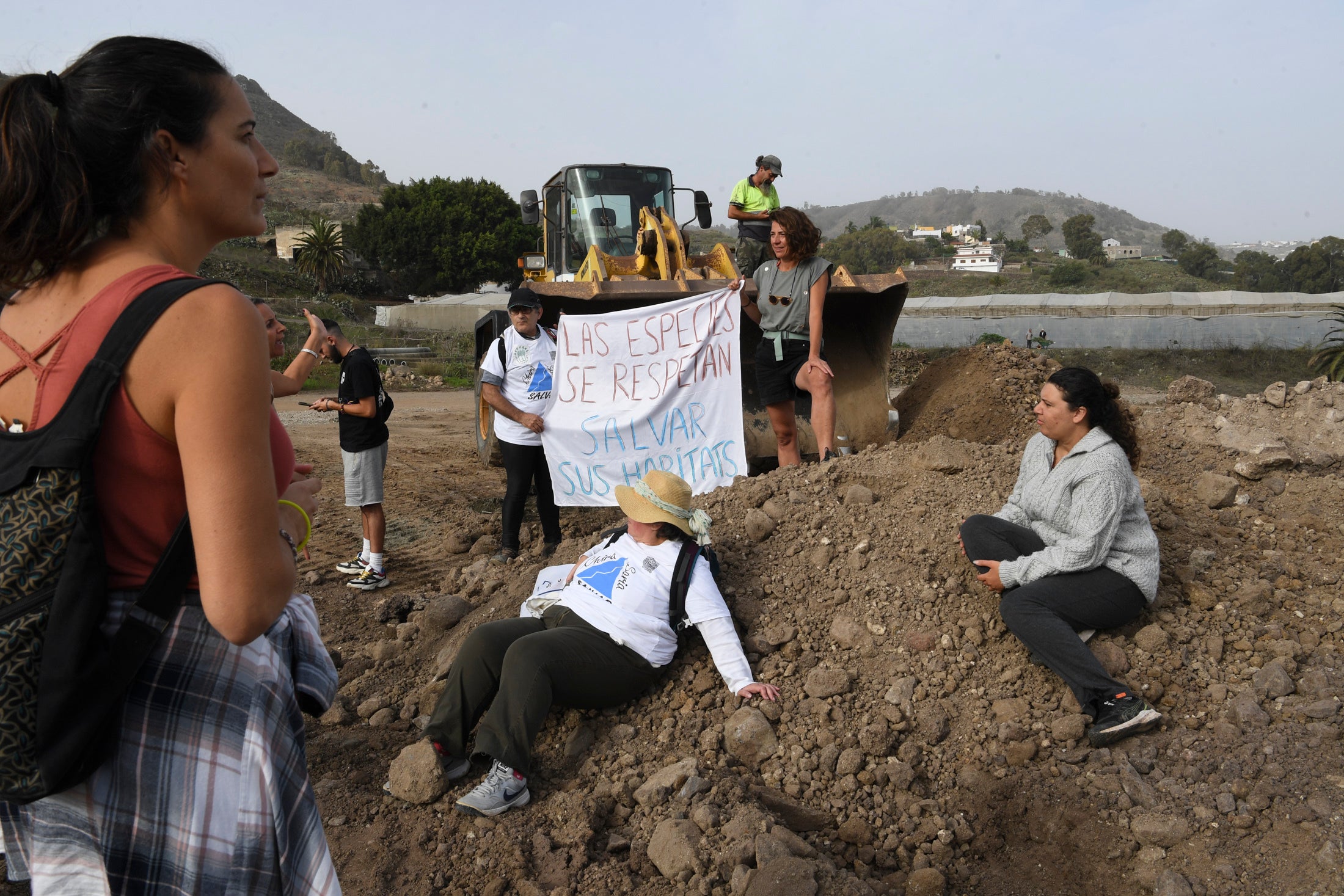 Fotos: Los ecologistas paran los vertidos en Riquianez