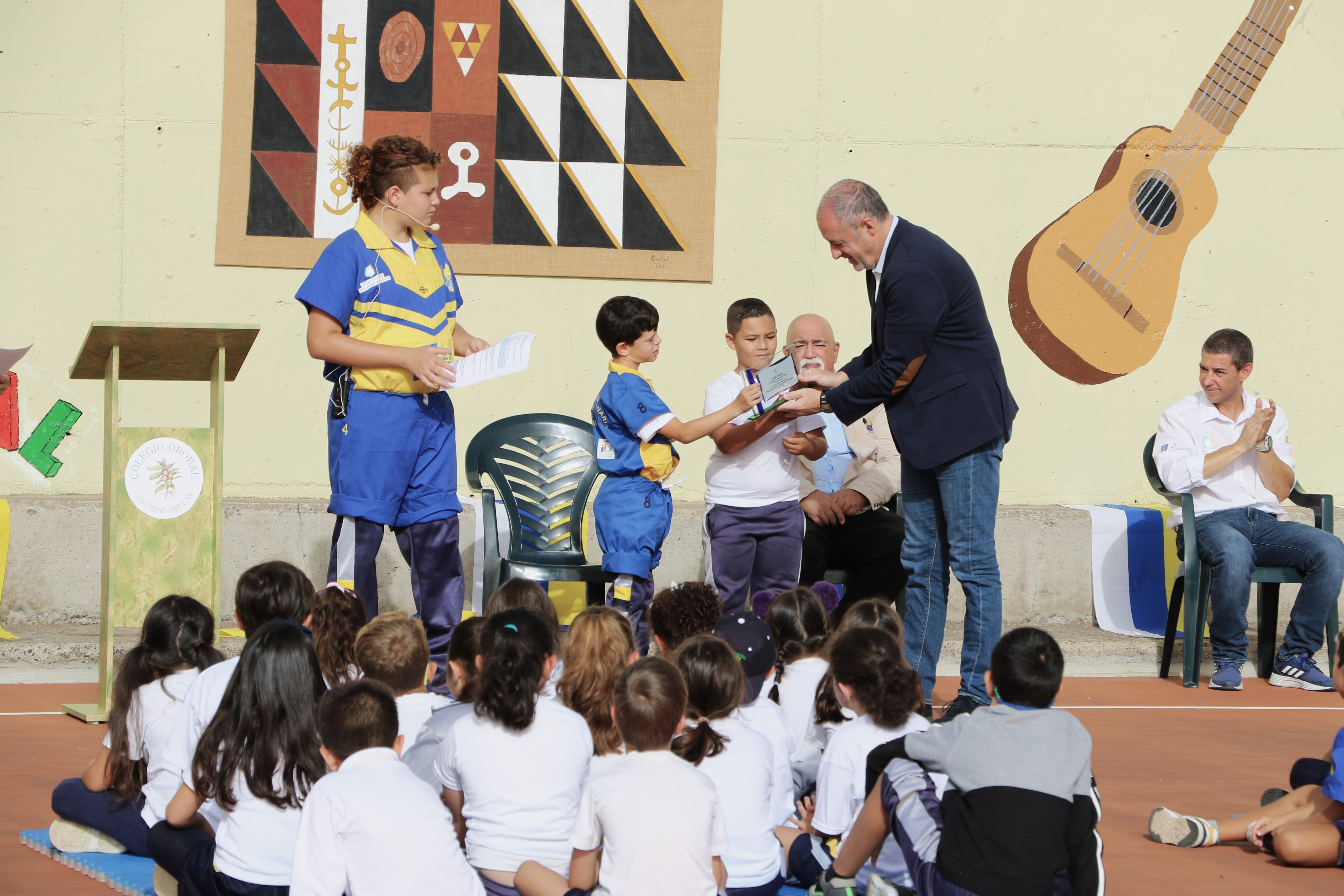 Fotos: El CEIP Orobal acoge la inauguración del sexto Programa Escuelas de Lucha