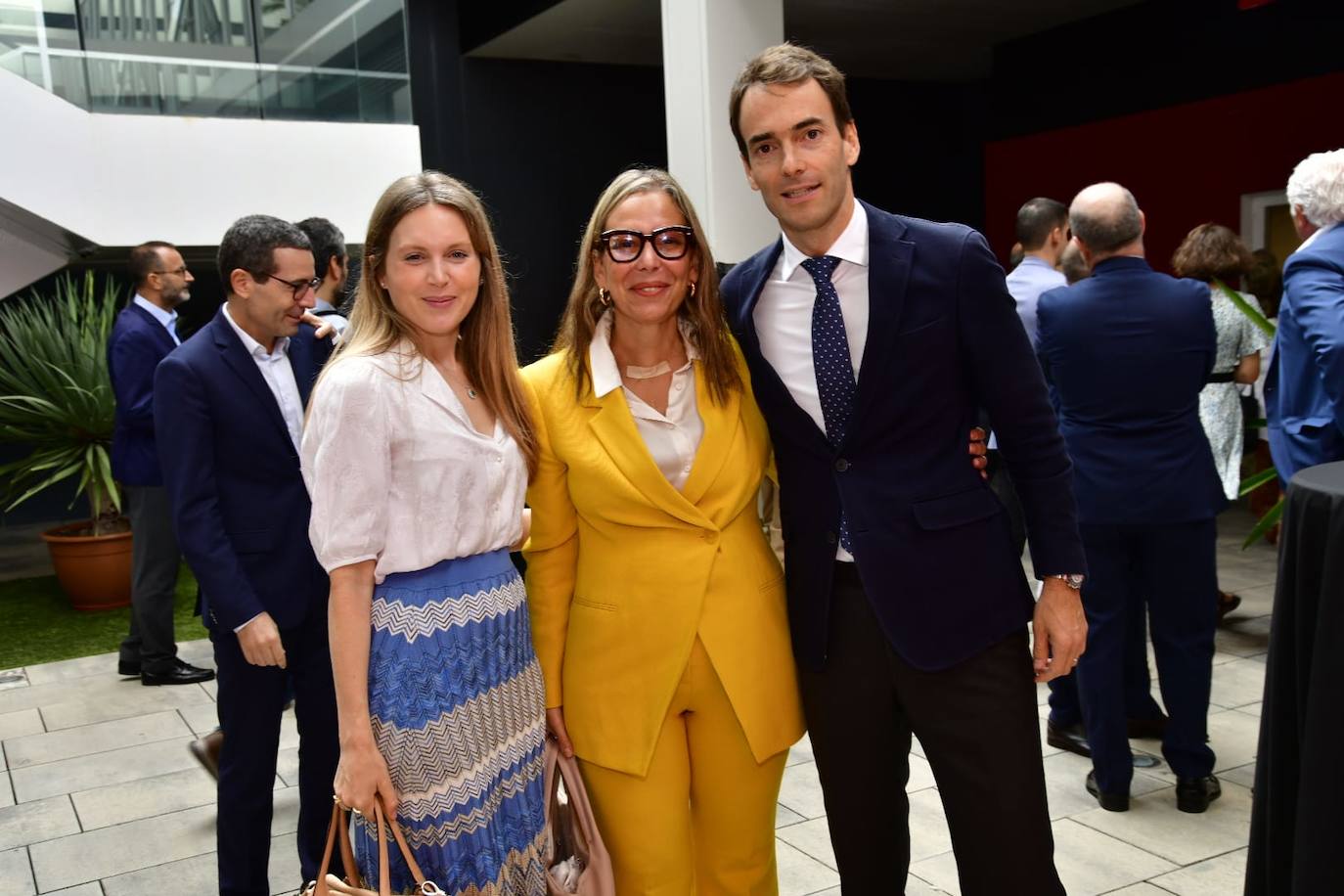 Fotos: Torres y Escrivá, en un foro de la APD en CANARIAS7