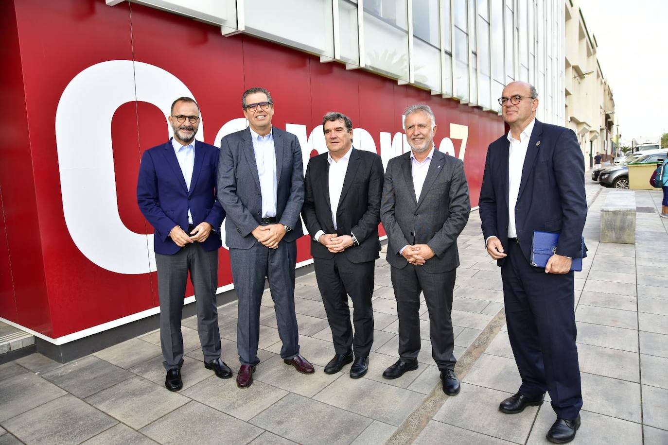 Fotos: Torres y Escrivá, en un foro de la APD en CANARIAS7