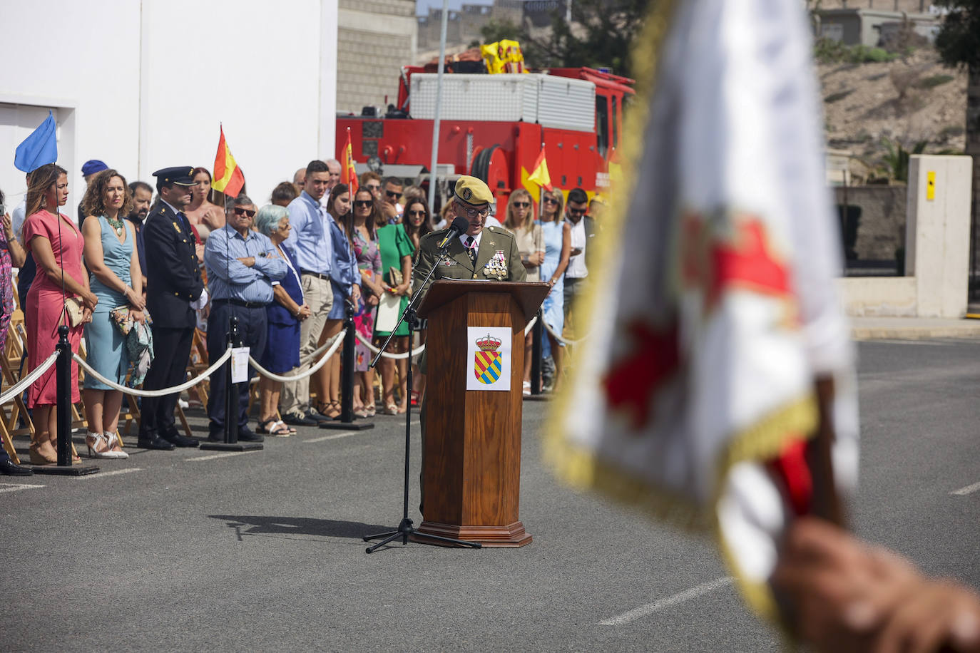 Fotos: Desfile de la UME por la festividad de Nuestra Señora del Rosario, su patrona
