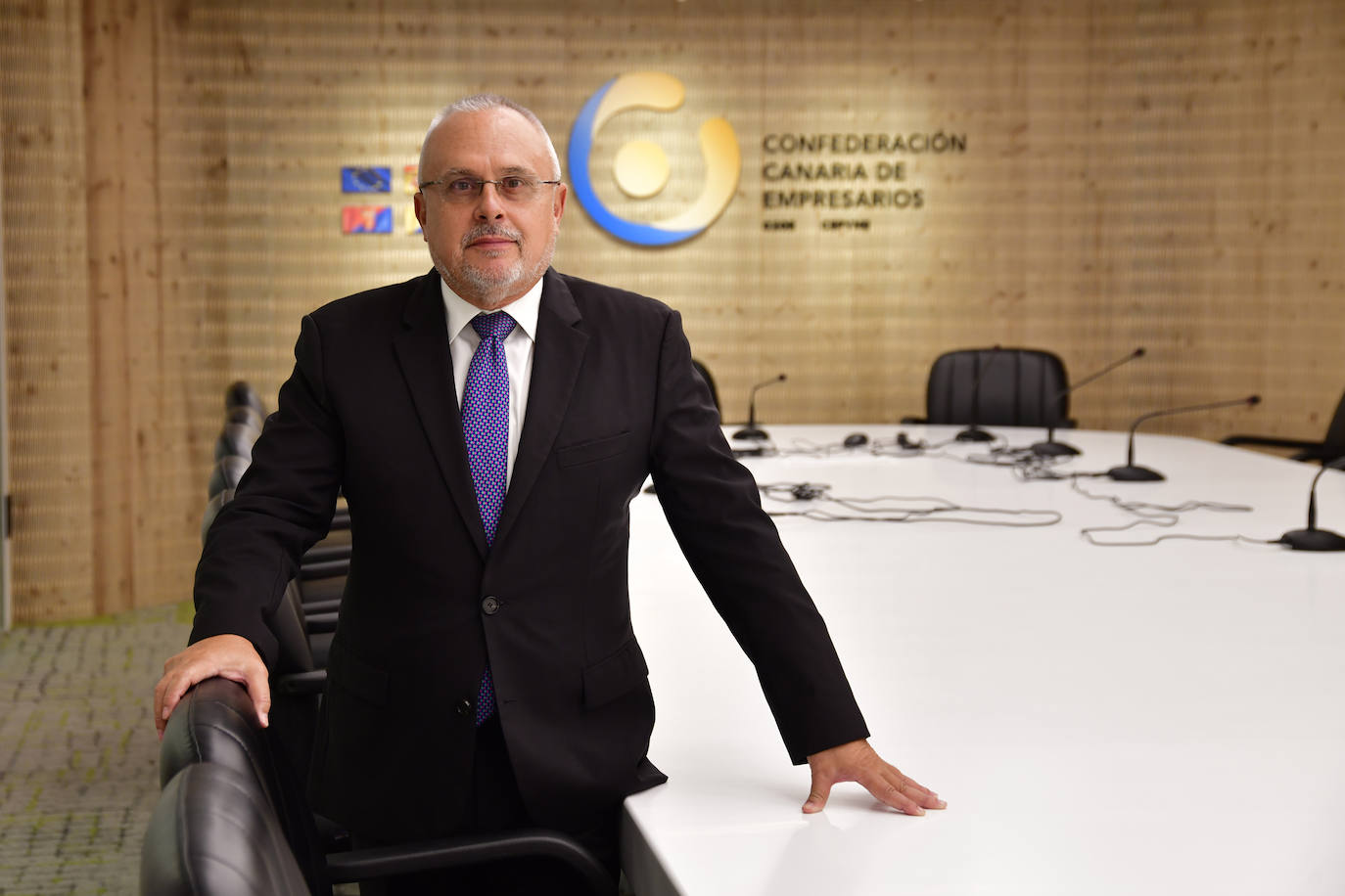 El vicepresidente de la CCE, en la sede de la patronal. 