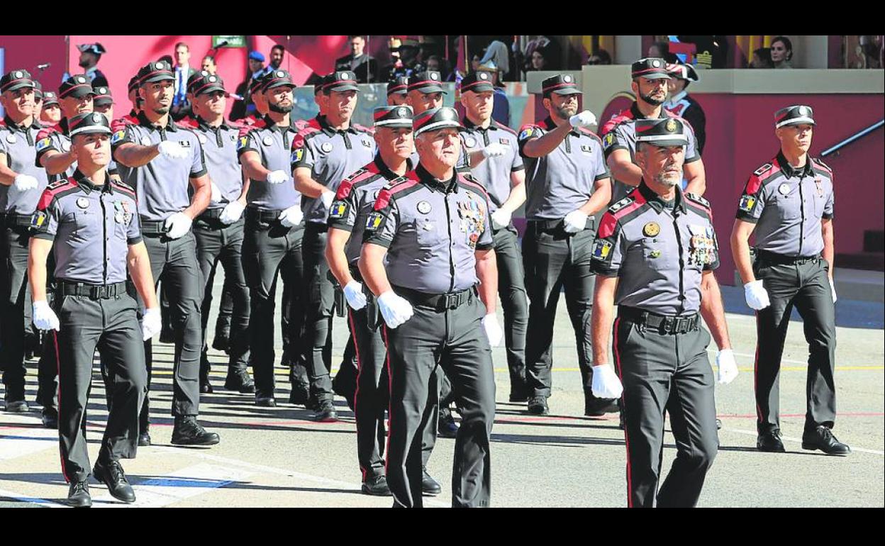 Espaldarazo a la Policía Canaria