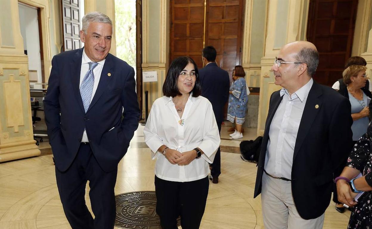 La ministra de Sanidad, Carolina Darias, en el acto de hoy en la ULPGC. 