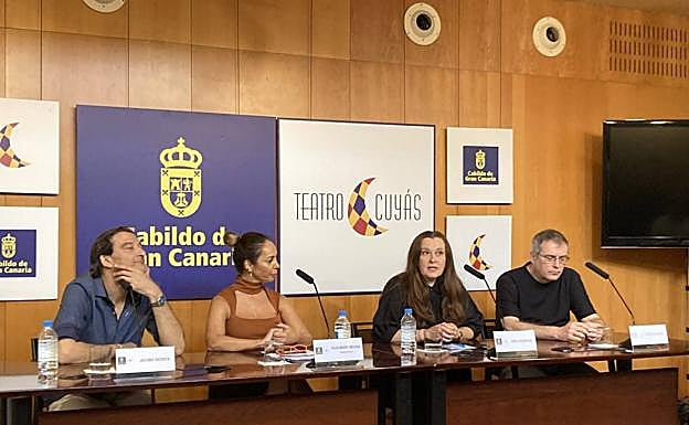 Rueda de prensa de 'Los Santos Inocentes', este jueves, en el Teatro Cuyás. 