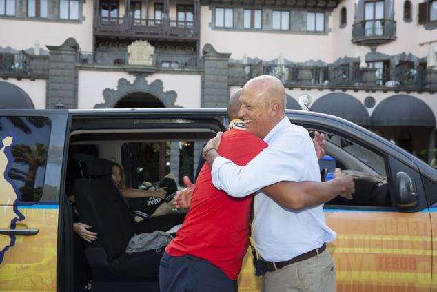 Fotos: Marcus Norris y Jason Klein, ya en la isla para el homenaje a Savané