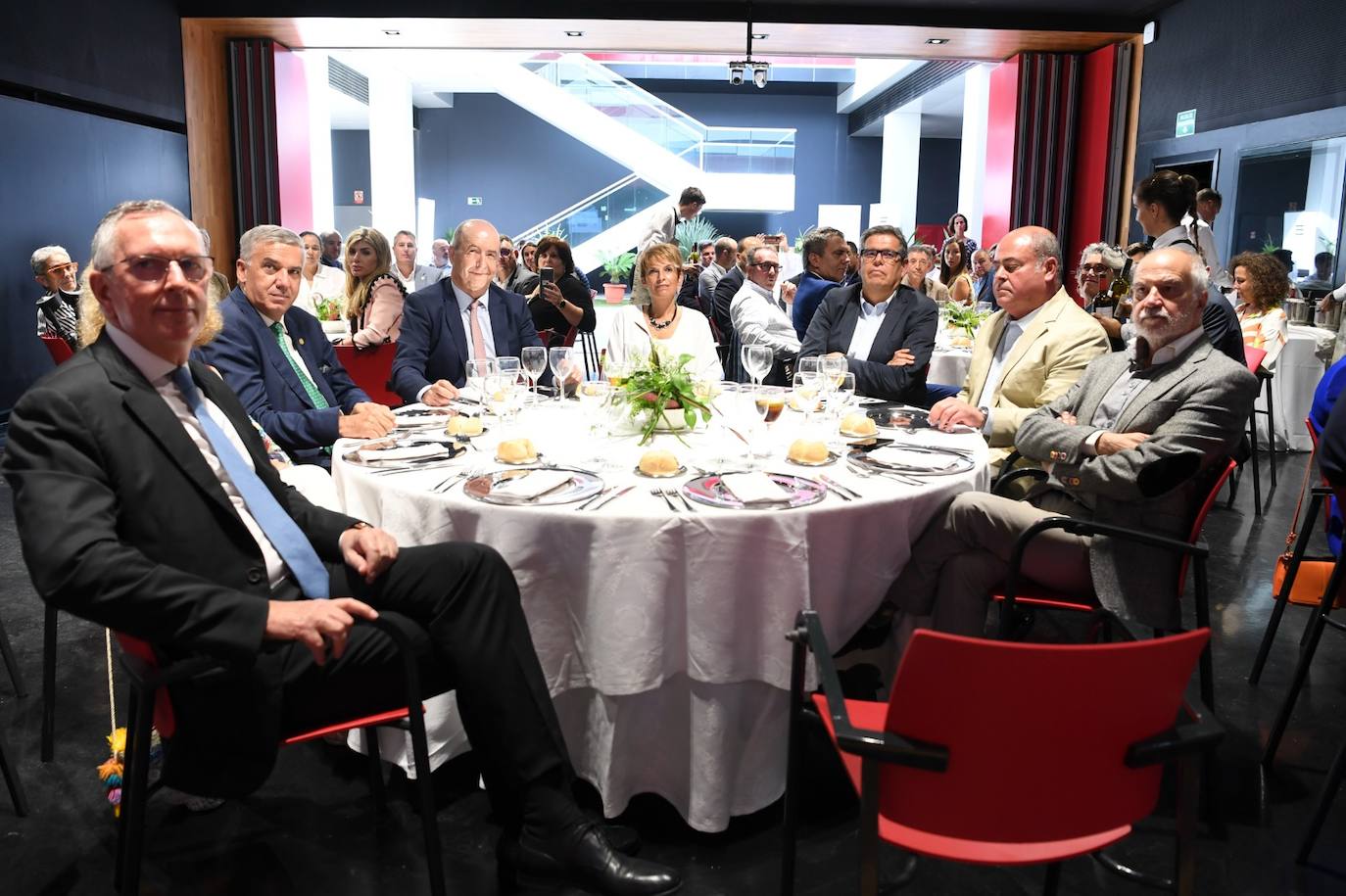 Fotos: Encuentro con el presidente de la Confederación Canaria de Empresarios, Pedro Ortega