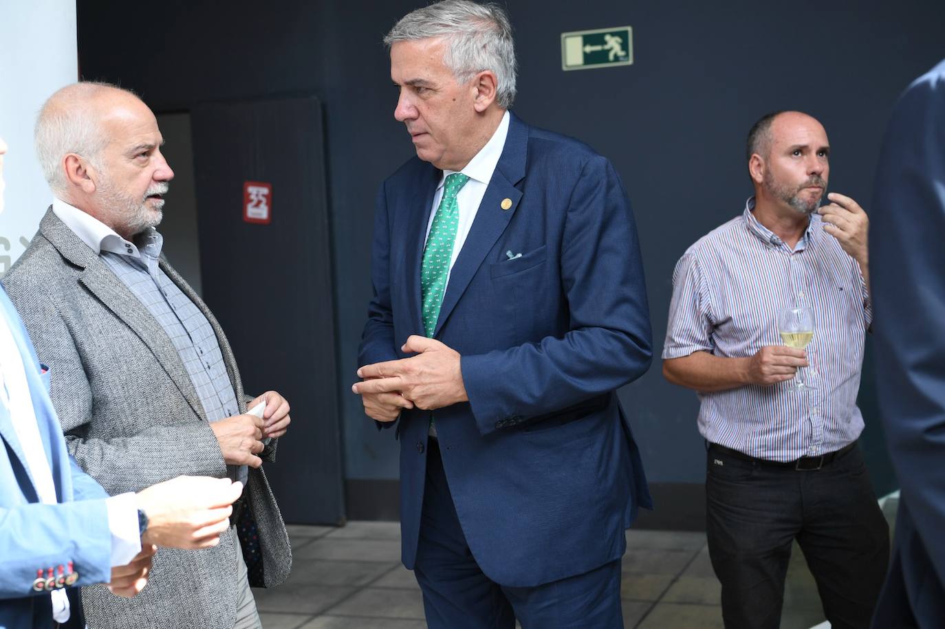 Fotos: Encuentro con el presidente de la Confederación Canaria de Empresarios, Pedro Ortega