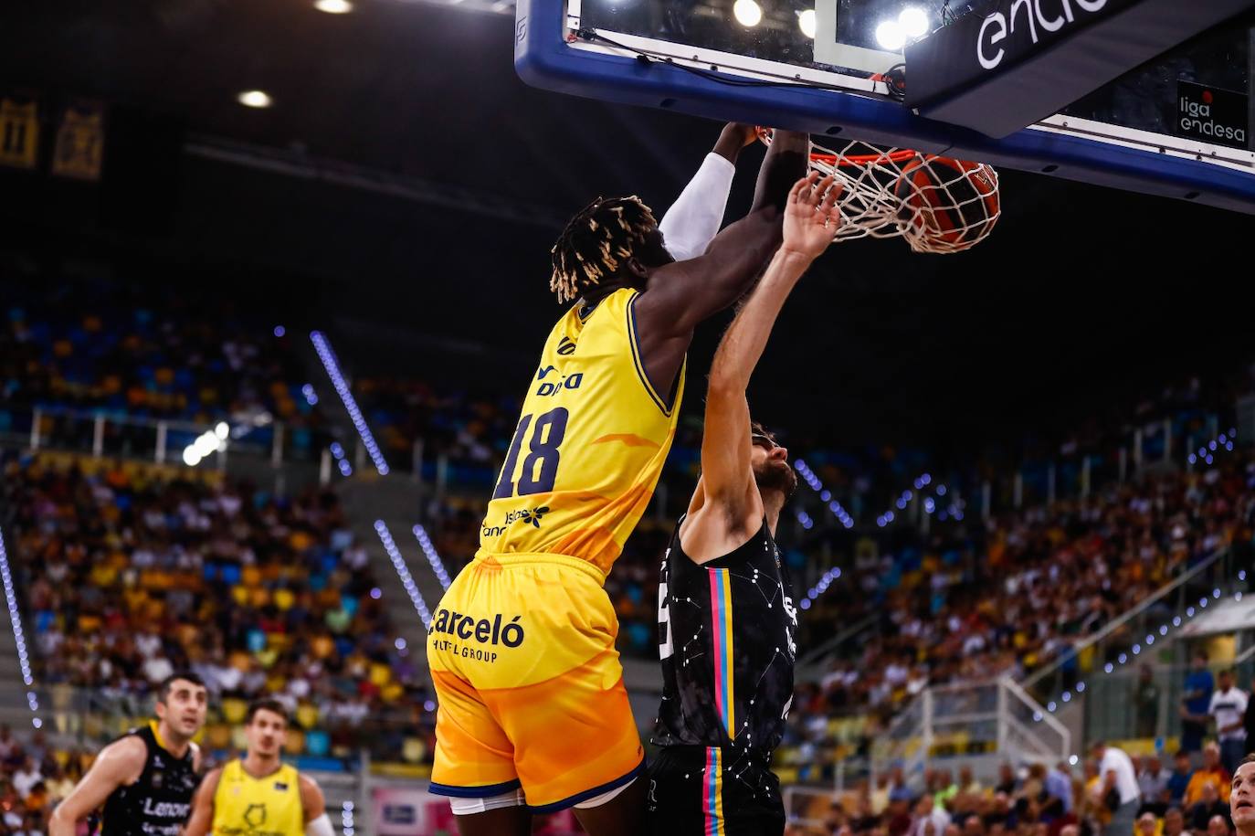 Fotos: Las mejores imágenes del derbi Granca-Lenovo