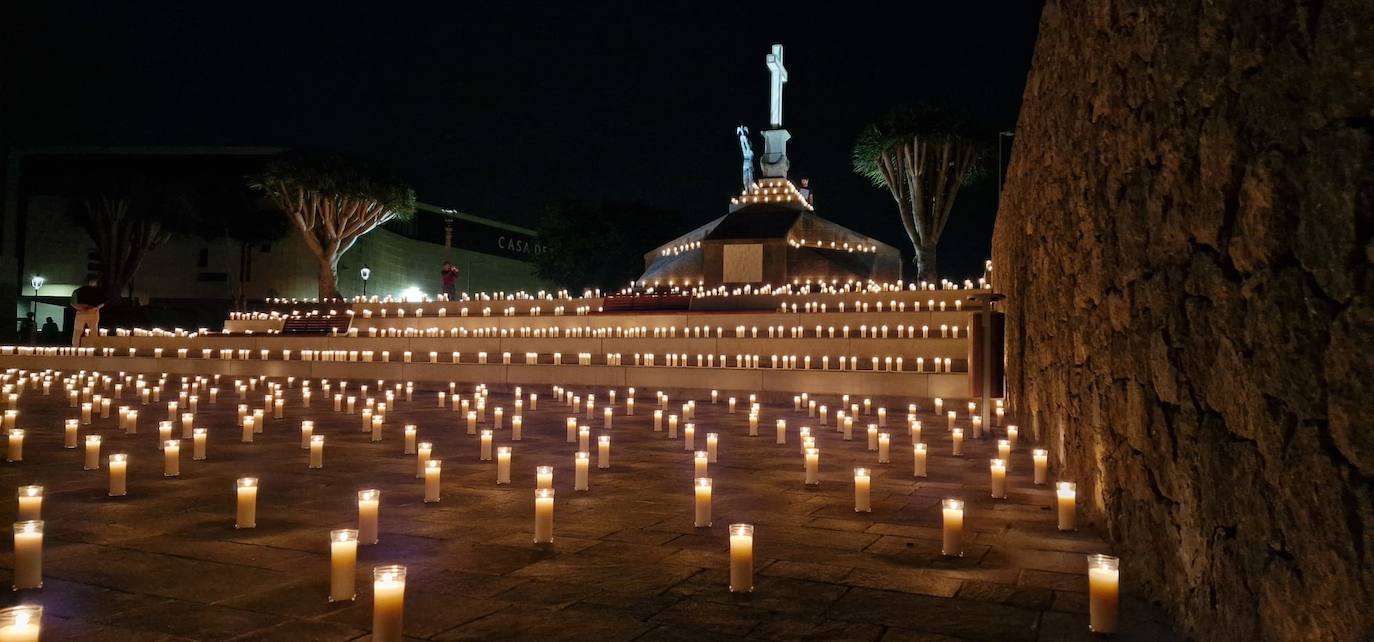 Fotos: Decorado de lujo en el cementerio de Moya por el Día de los Difuntos