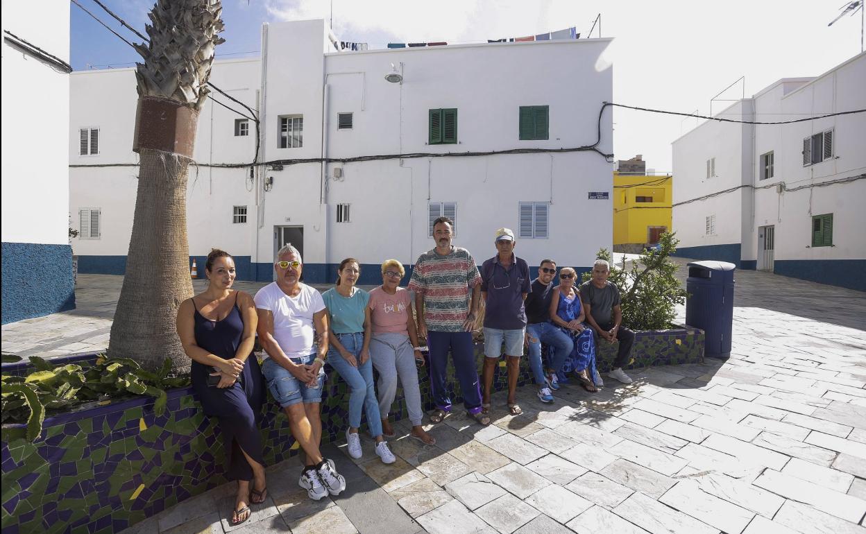 Residentes del grupo del Carmen. 