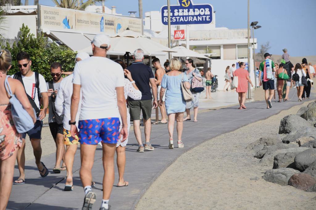 Fotos: Lleno en el sur de Gran Canaria por el puente de Todos los Santos