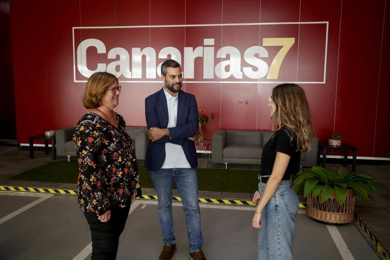 Yaya Hernández, Jazael Ascanio y Dánae Pérez en la sede de CANARIAS7. 