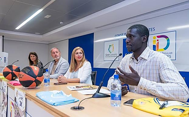 Sitapha Savané, en su intervención. 