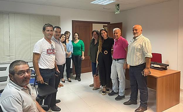 El equipo directivo de la Cámara majorera, con su presidente Juan Jesús Rodríguez Marichal, a la derecha de la imagen. 