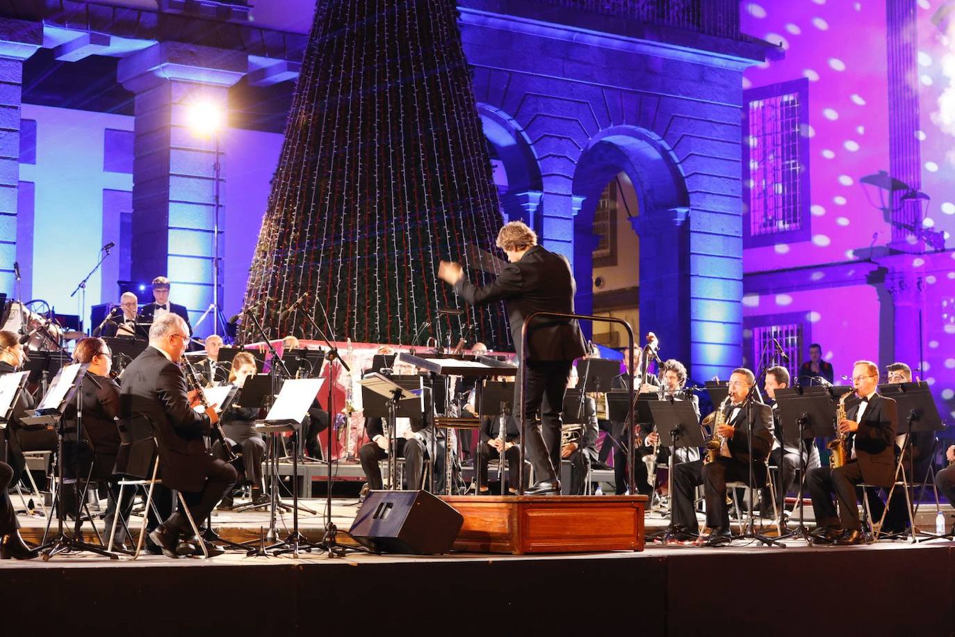 Fotos: La Navidad llega a la capital grancanaria con el encendido de luces