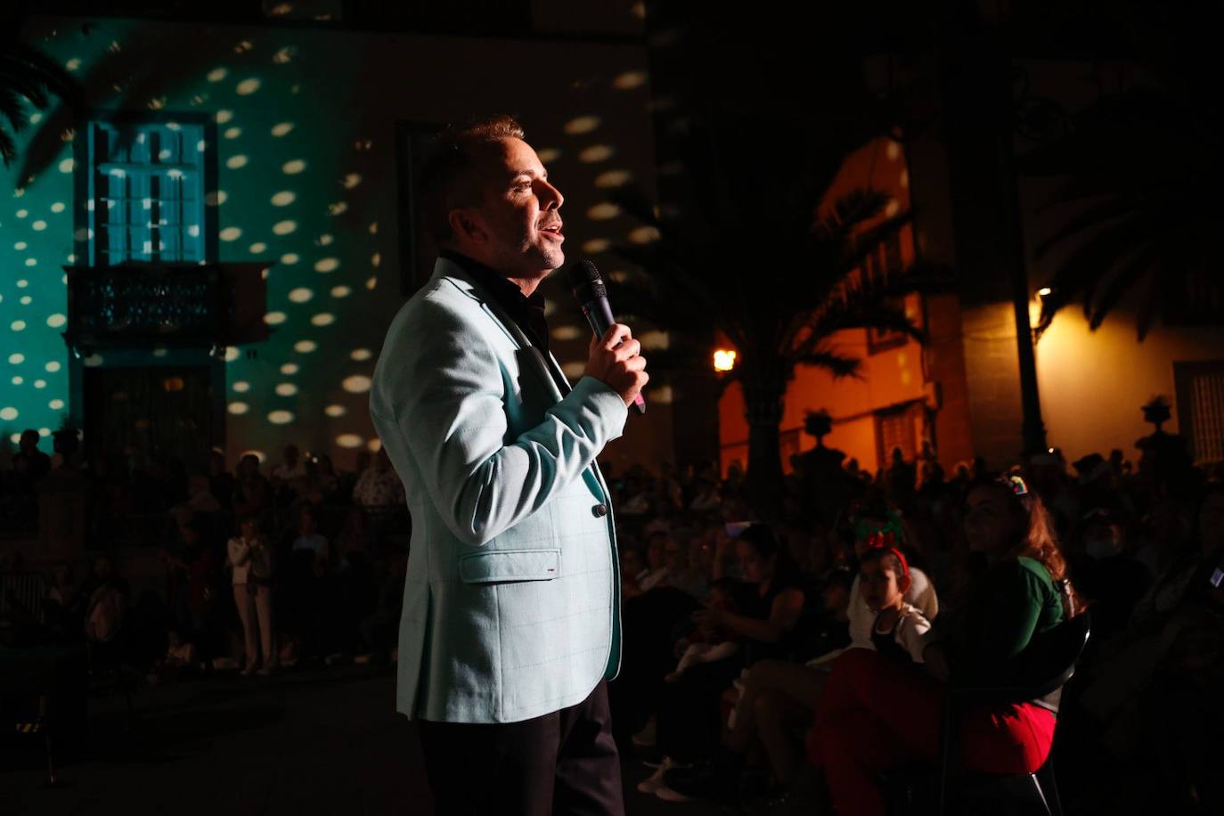 Fotos: La Navidad llega a la capital grancanaria con el encendido de luces