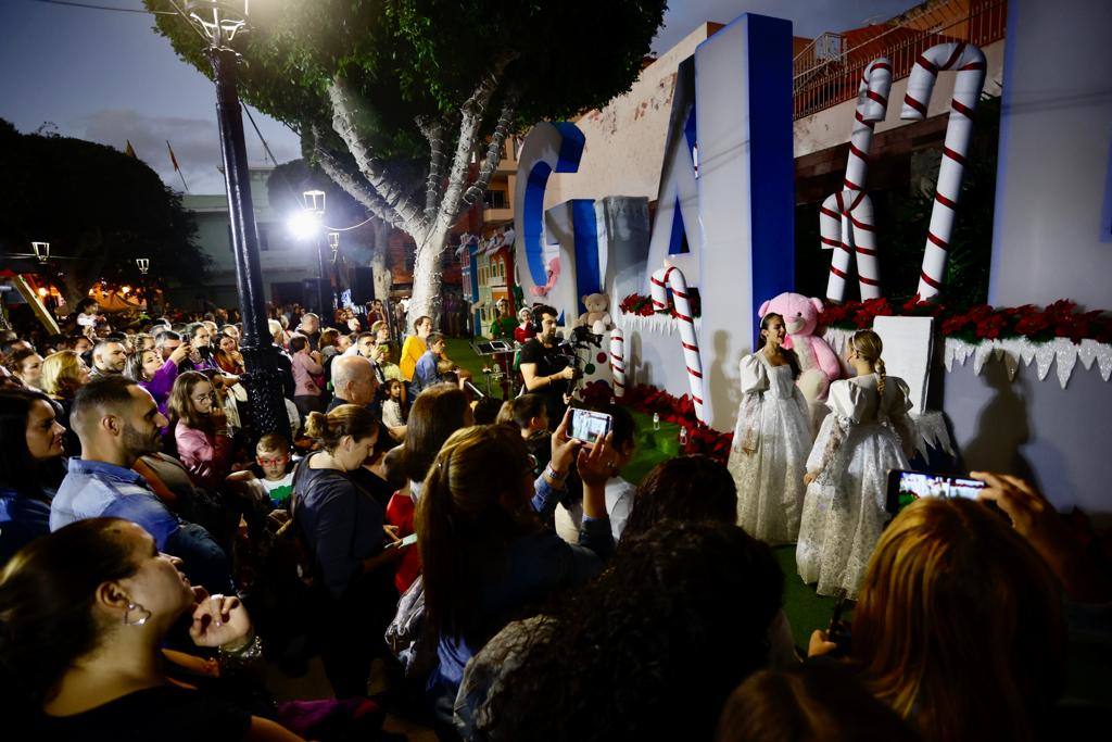 Fotos: Fotos encendido, cabalgata y Belen navideño de Gáldar