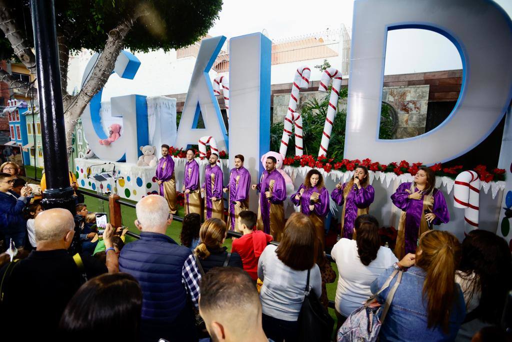 Fotos: Fotos encendido, cabalgata y Belen navideño de Gáldar