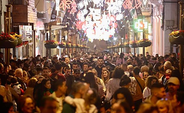 Lleno en las calles del municipio para dar el pistoletazo de salida a las fiestas. 