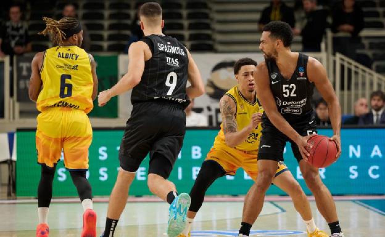 Imagen del partido en Italia. 