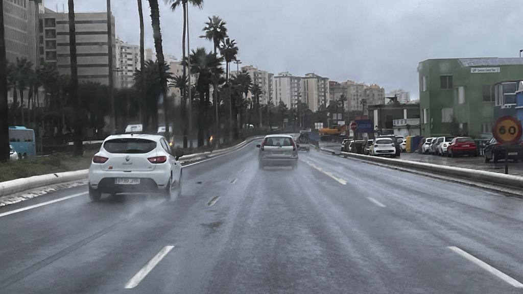 Fotos: Sábado pasado por agua en la capital grancanaria