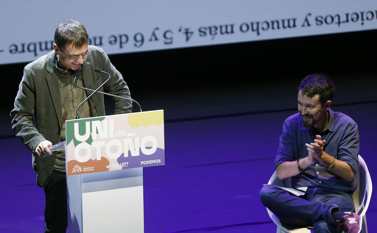 Los cofundadores de Podemos Juan Carlos Monedero y Pablo Iglesias en la 'Uni de otoño' del partido.