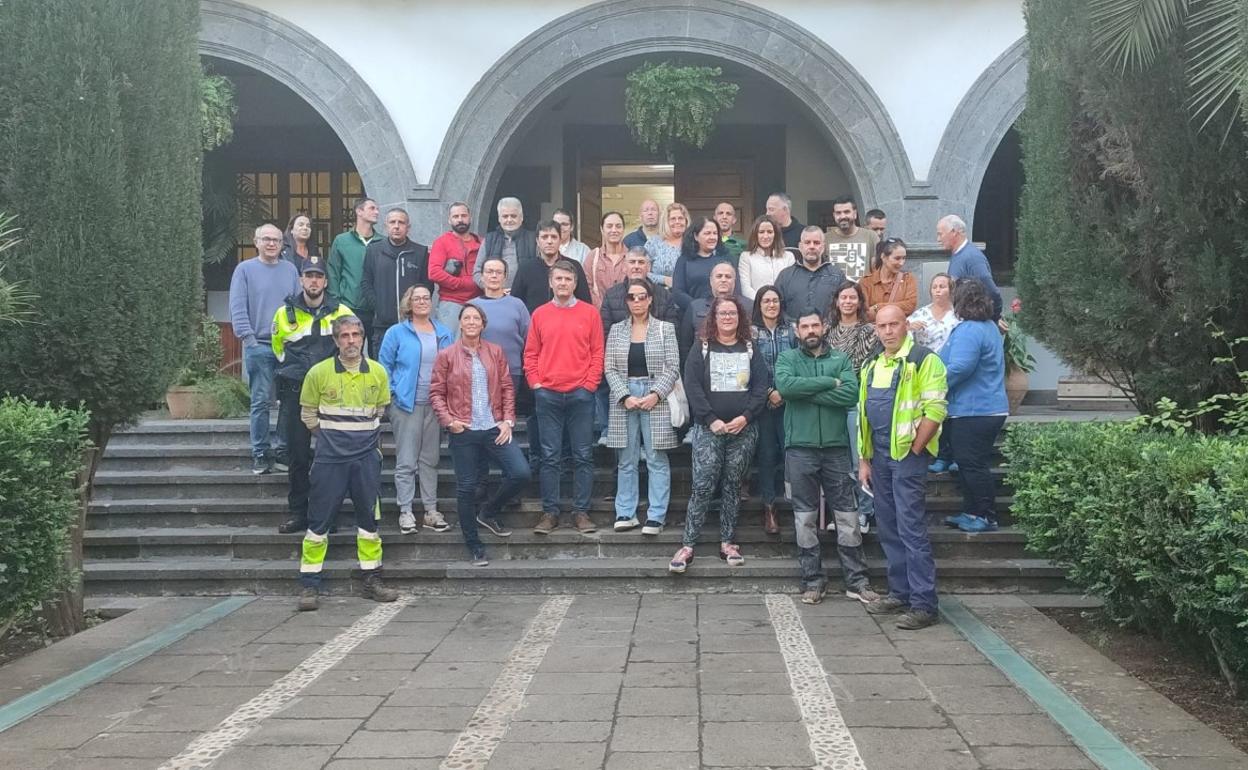 Protesta de los empleados públicos del Ayuntamiento de Teror. 