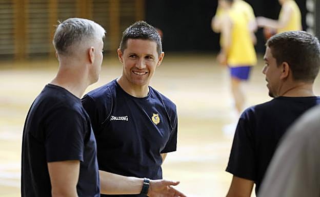 Jaka Lakovic, durante un entrenamiento del Granca. 