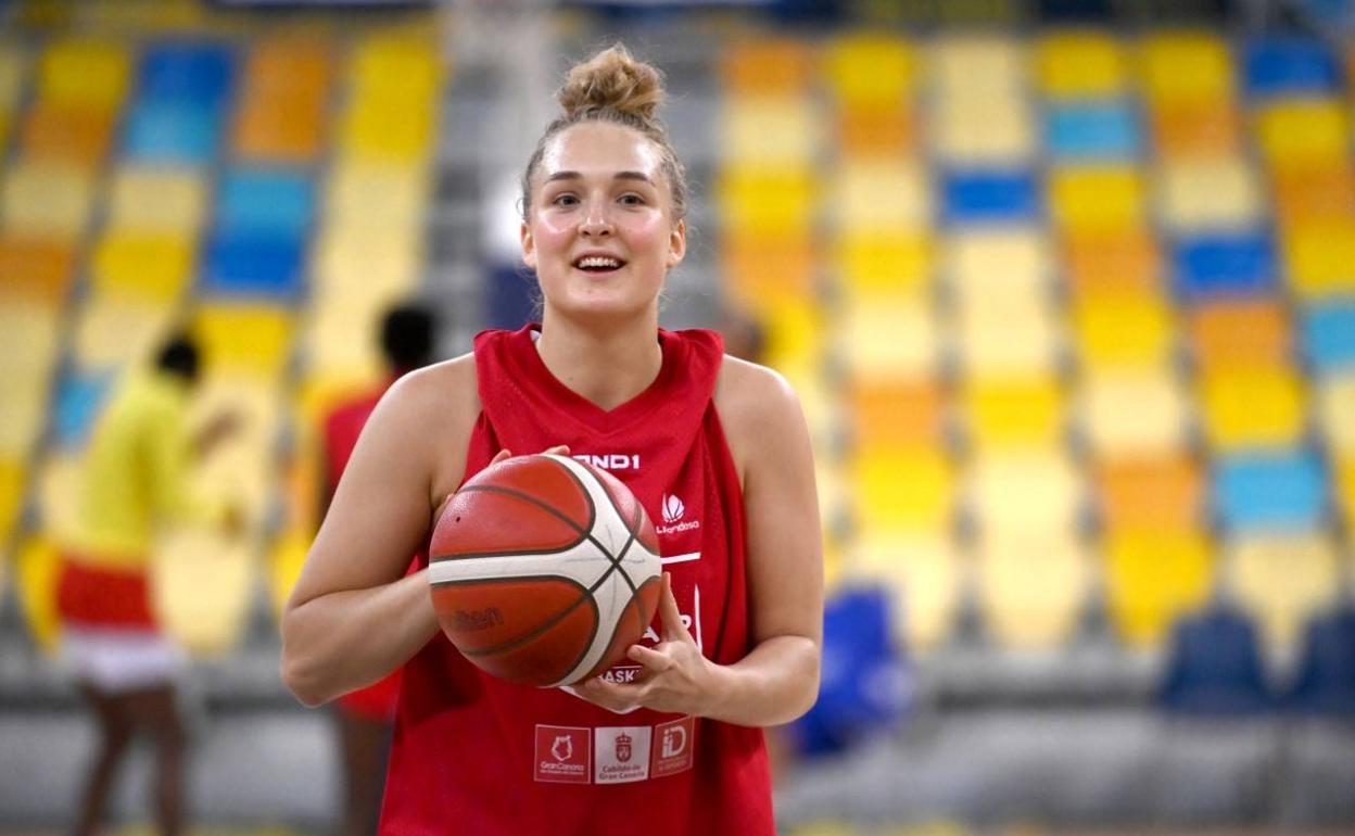 La joven alero del CB SPAR Vera Hryumalik volverá a tener minutos en la rotación de José Carlos Ramos.