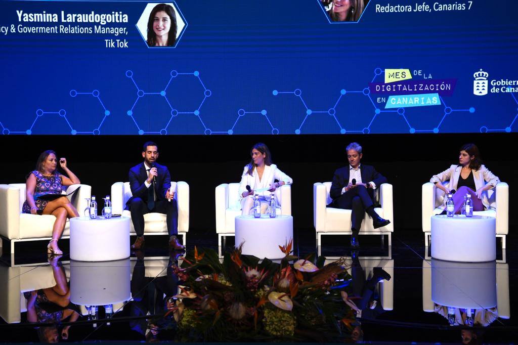 Fotos: Mesa redonda «Geopolítica de la desinformación»