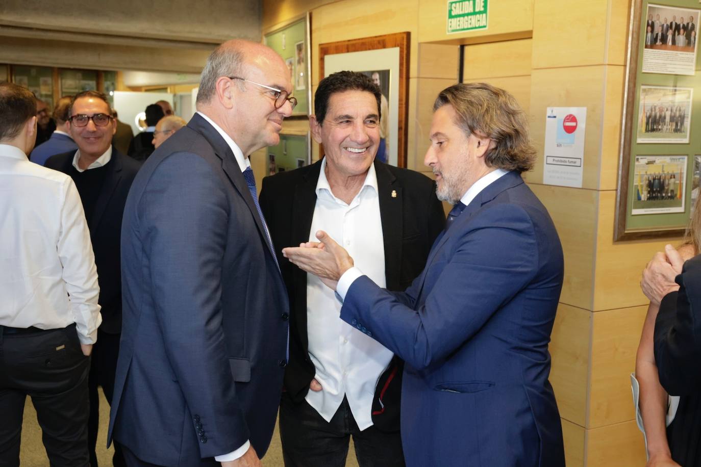 Fotos: La UD celebra su tradicional almuerzo de navidad