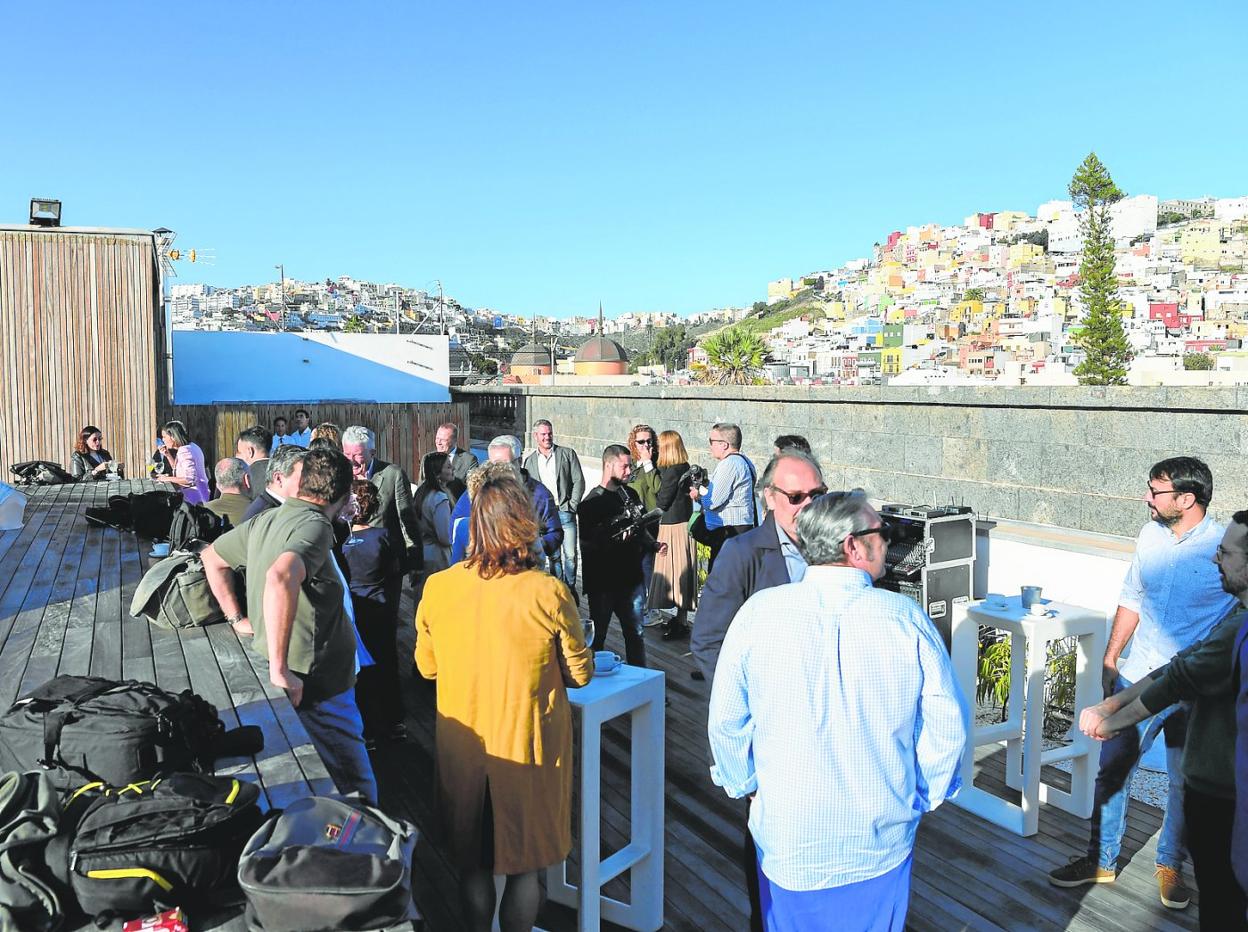 El encuentro tuvo lugar en la cubierta de las Casas Consistoriales de Santa Ana. 