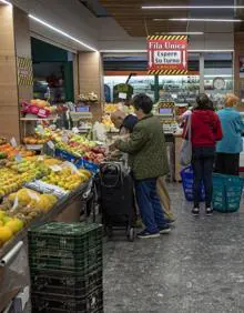 Imagen secundaria 2 - Imagen de los mercados de la ciudad.