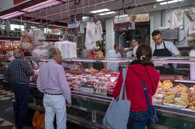 Fotos: Los mercados grancanarios recuperan la ilusión con la cena navideña